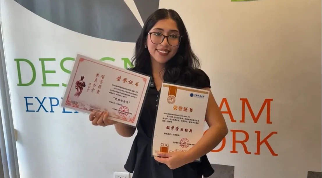 Tania Bastidas, egresada de Innova Schools y admitida en la Universidad en China.