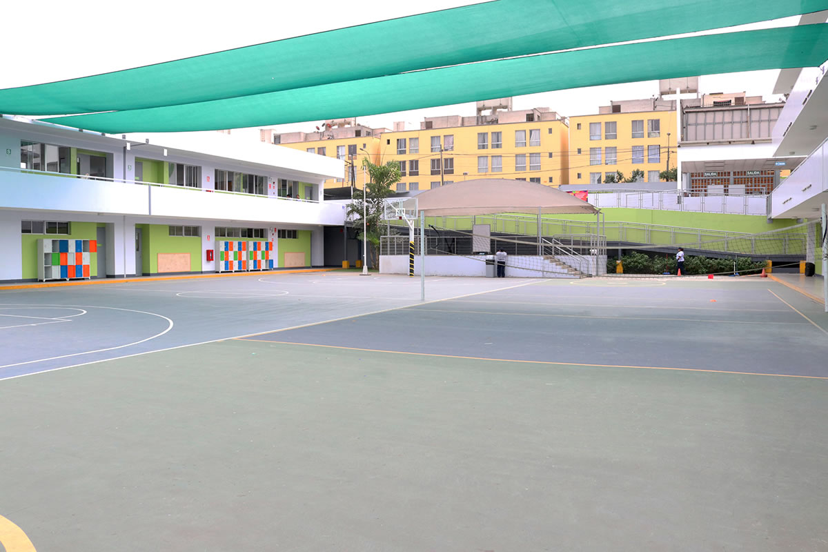 Innova Schools Sede R&iacute;mac Santo Toribio Lima