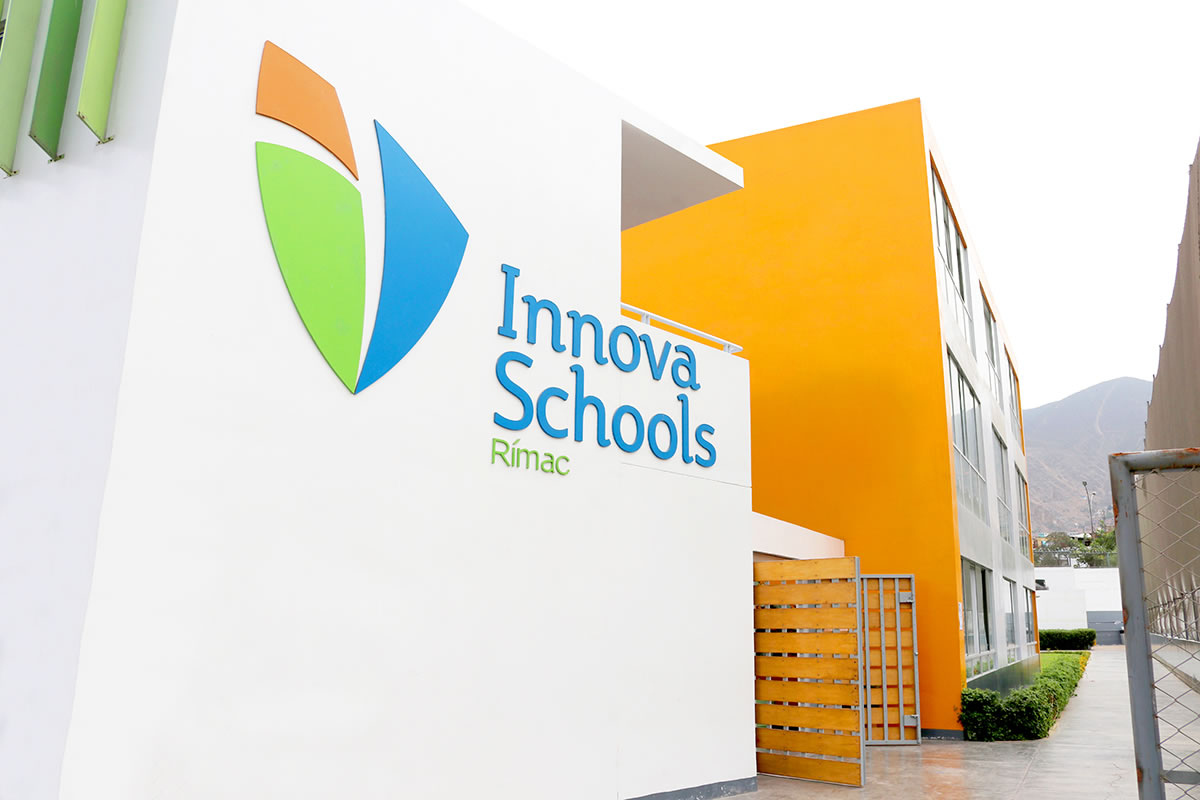 Innova Schools Sede R&iacute;mac Sporting Cristal Lima