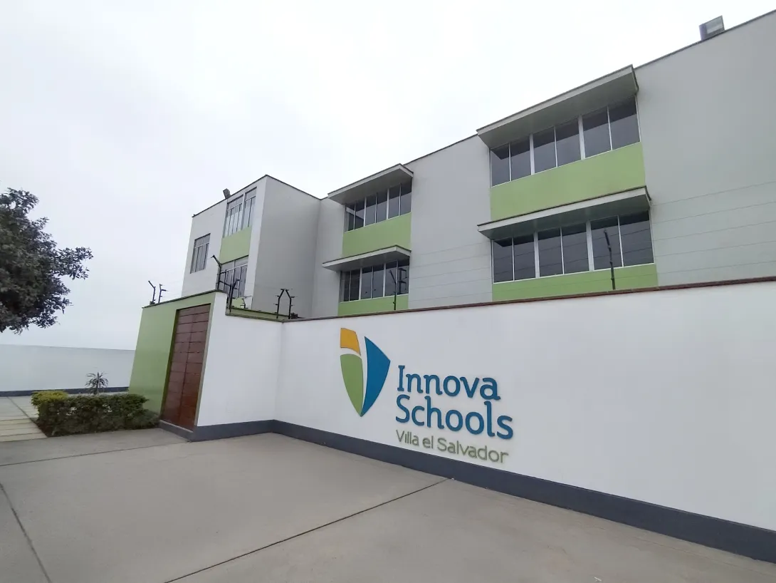 Colegio en Villa El Salvador - VES Laderas de Villa