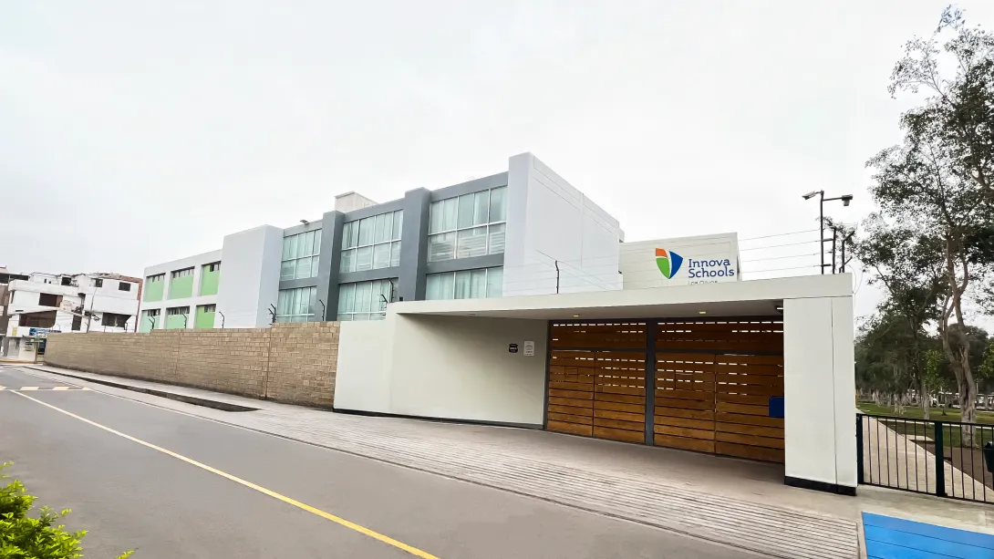 Colegio Innova Schools en Los Olivos Santa Ana
