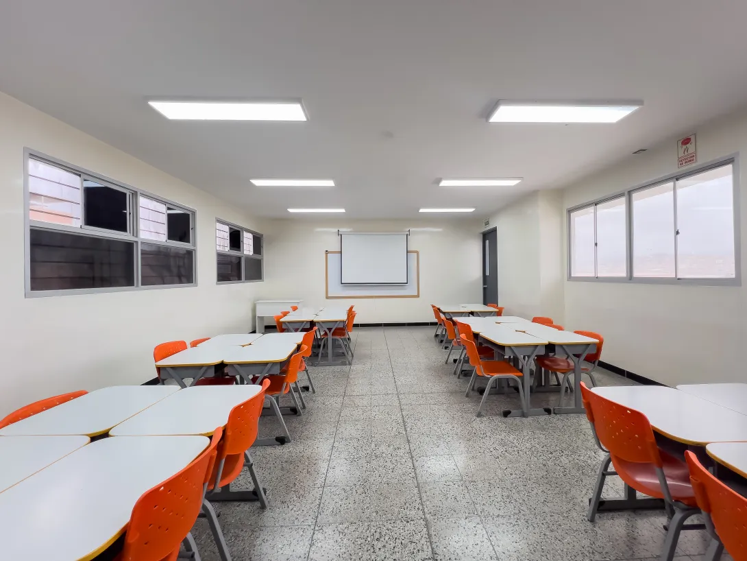 Colegio en Villa e Salvador VES Vallejo