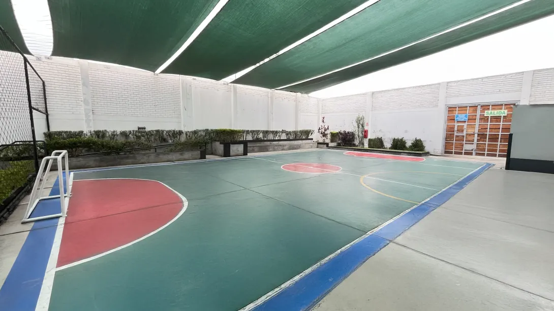 Colegio en Chorrillos - Universo 1